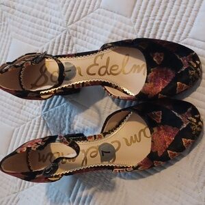 Sam Edelman velvet Mary Jane